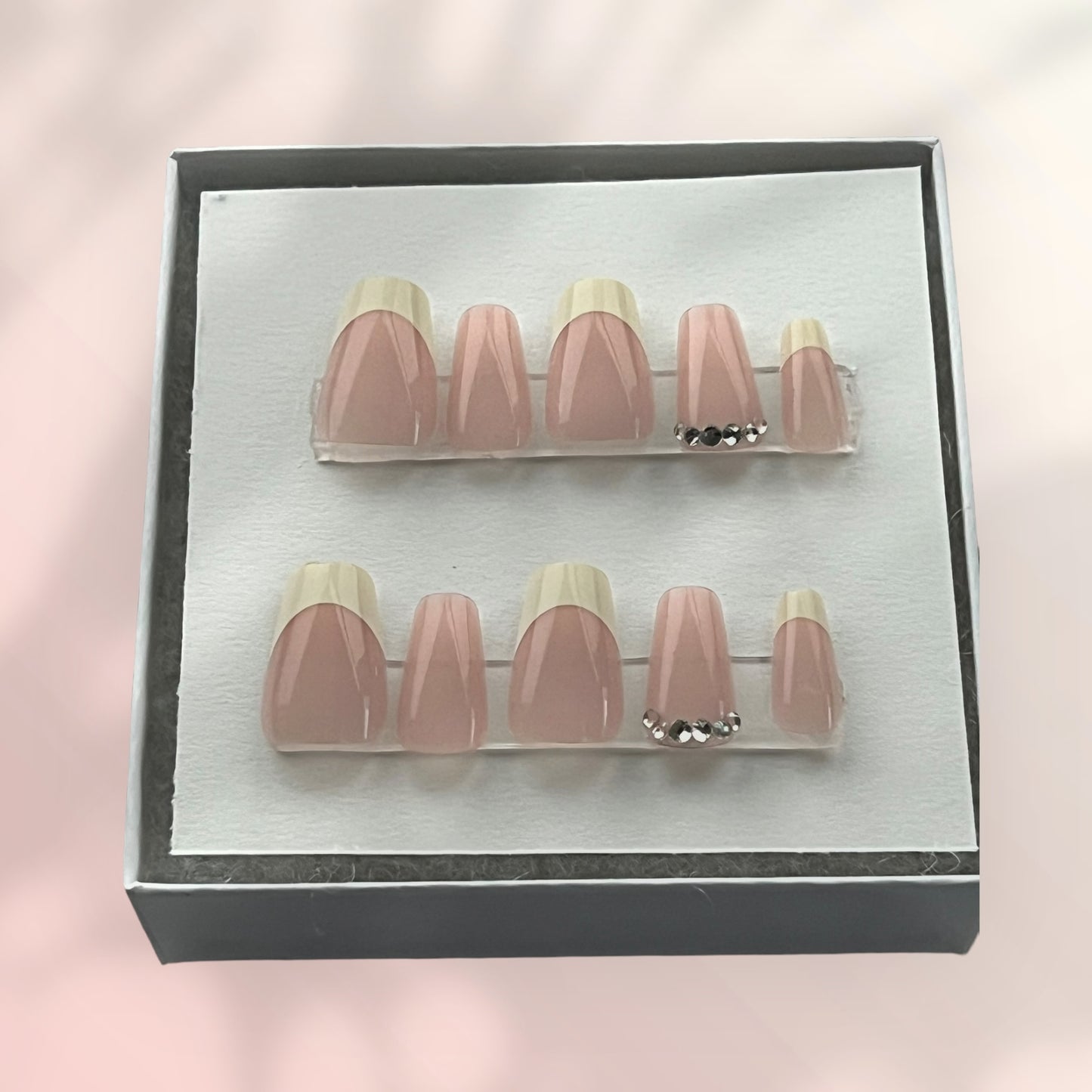 Hello Beautiful Boutique False Nails Squoval Style®